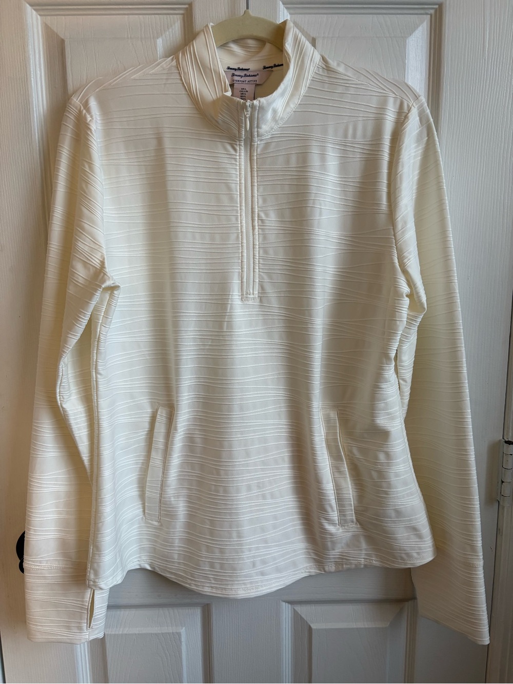 Tommy Bahama Women’s Ivory Jacquard Print Active Quarter-Zip, Size Large